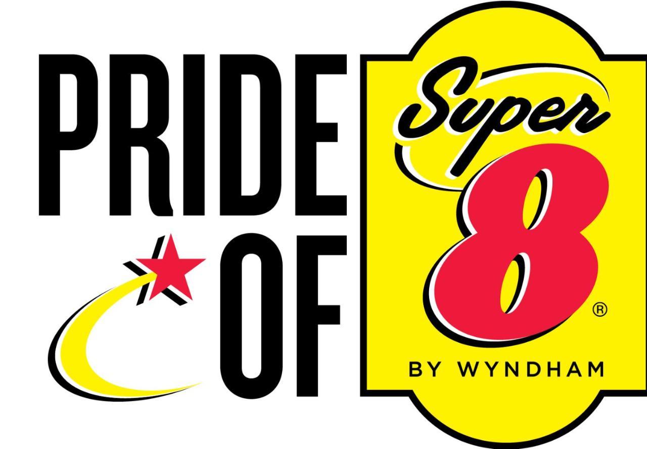 Super 8 By Wyndham Lake City Exteriör bild